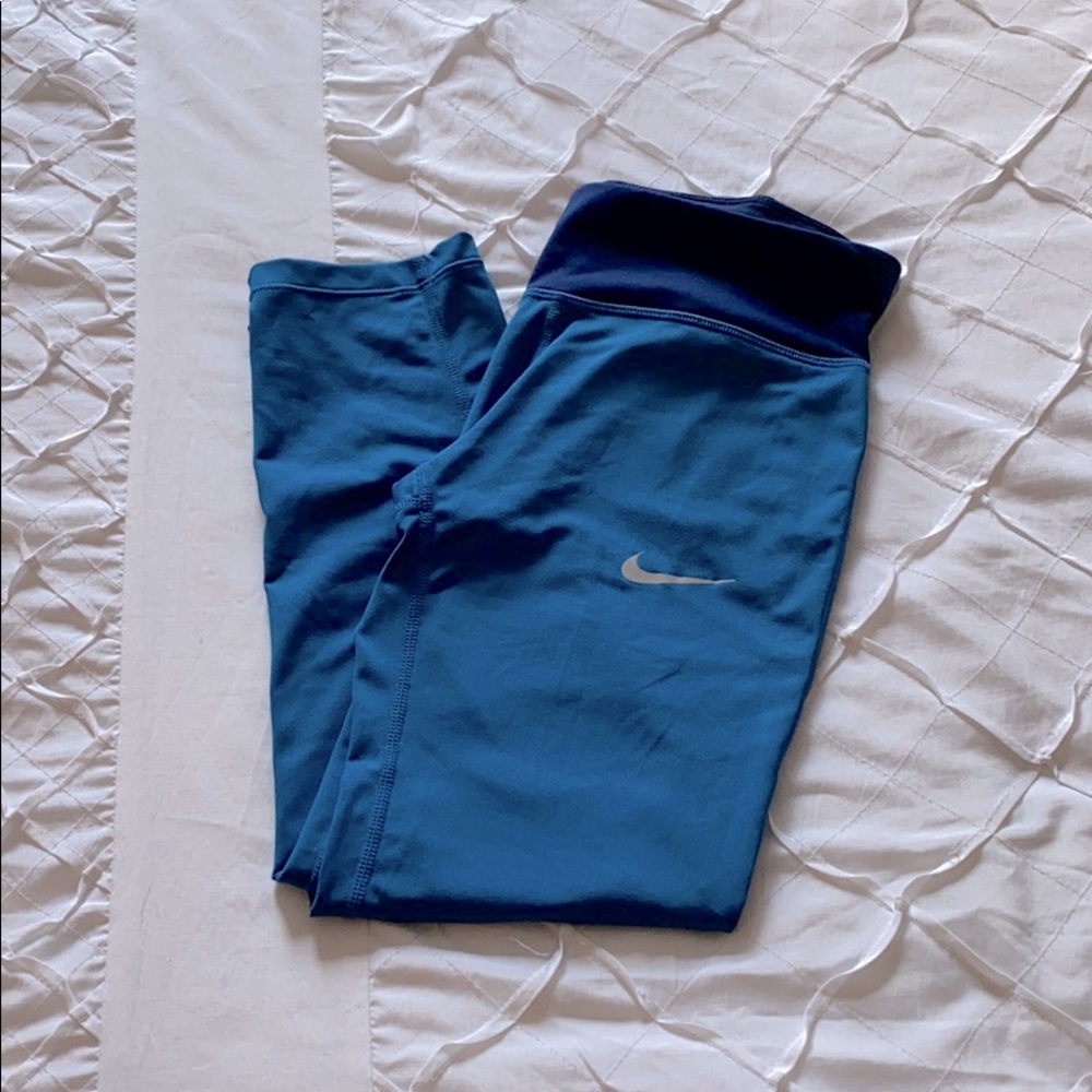 Nike Dri-fit Cropped Legging